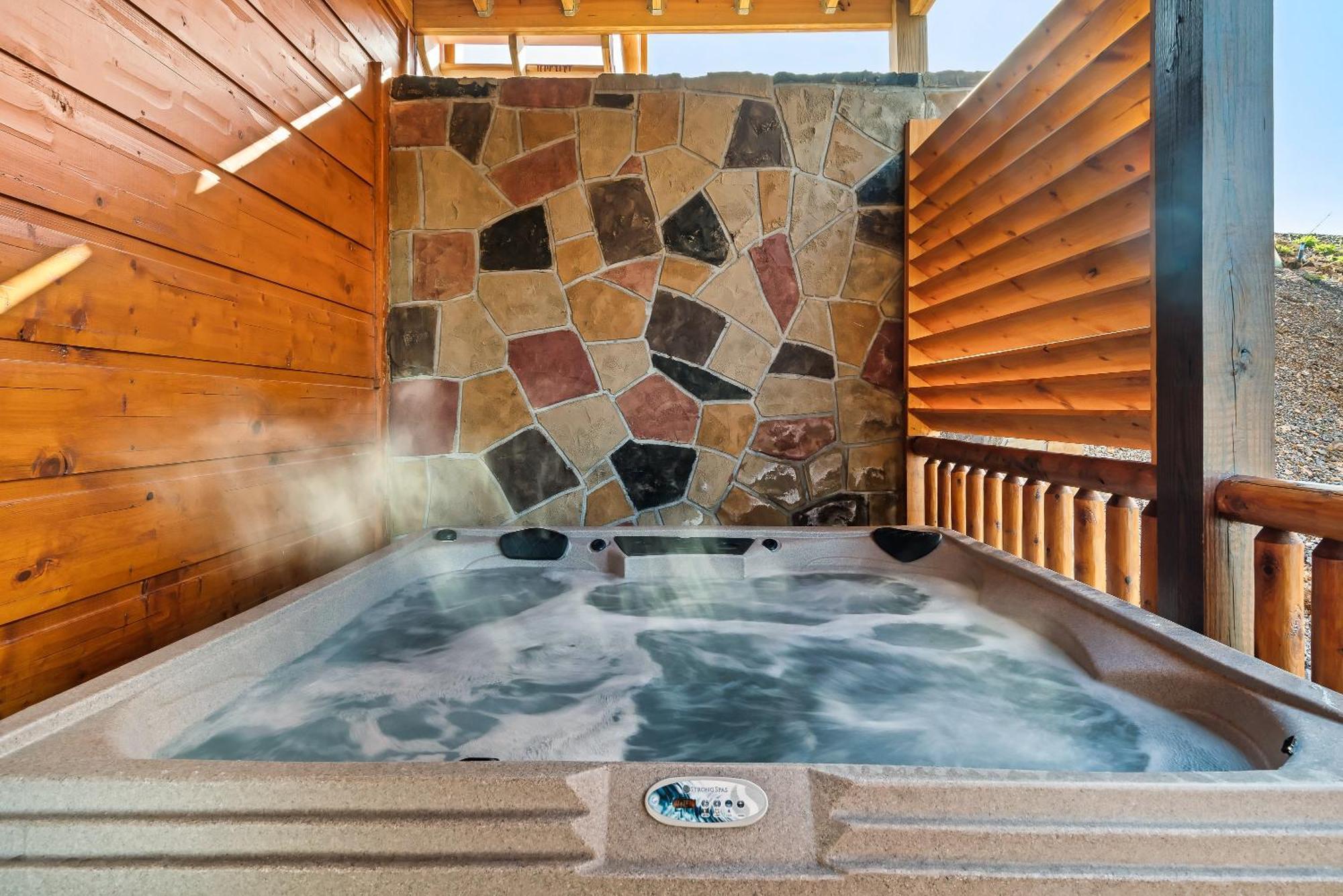 Full Equipped Cabin With A Pool And Game Room Smokies Views Gatlinburg Exterior photo