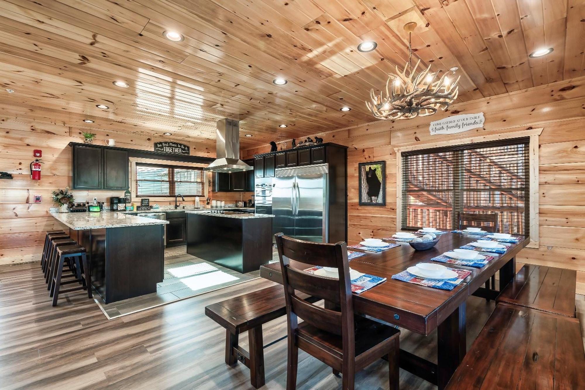 Full Equipped Cabin With A Pool And Game Room Smokies Views Gatlinburg Exterior photo