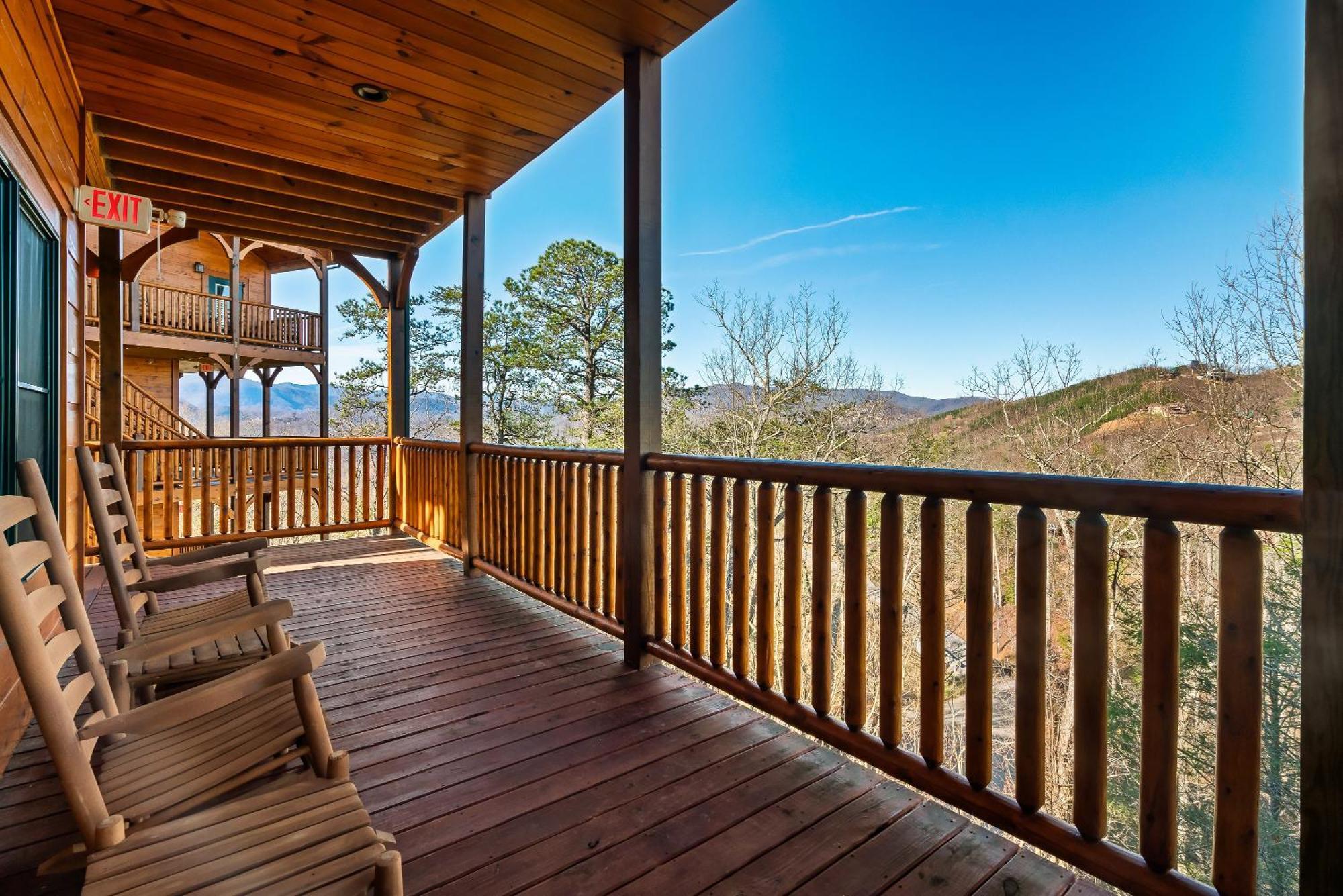 Full Equipped Cabin With A Pool And Game Room Smokies Views Gatlinburg Exterior photo