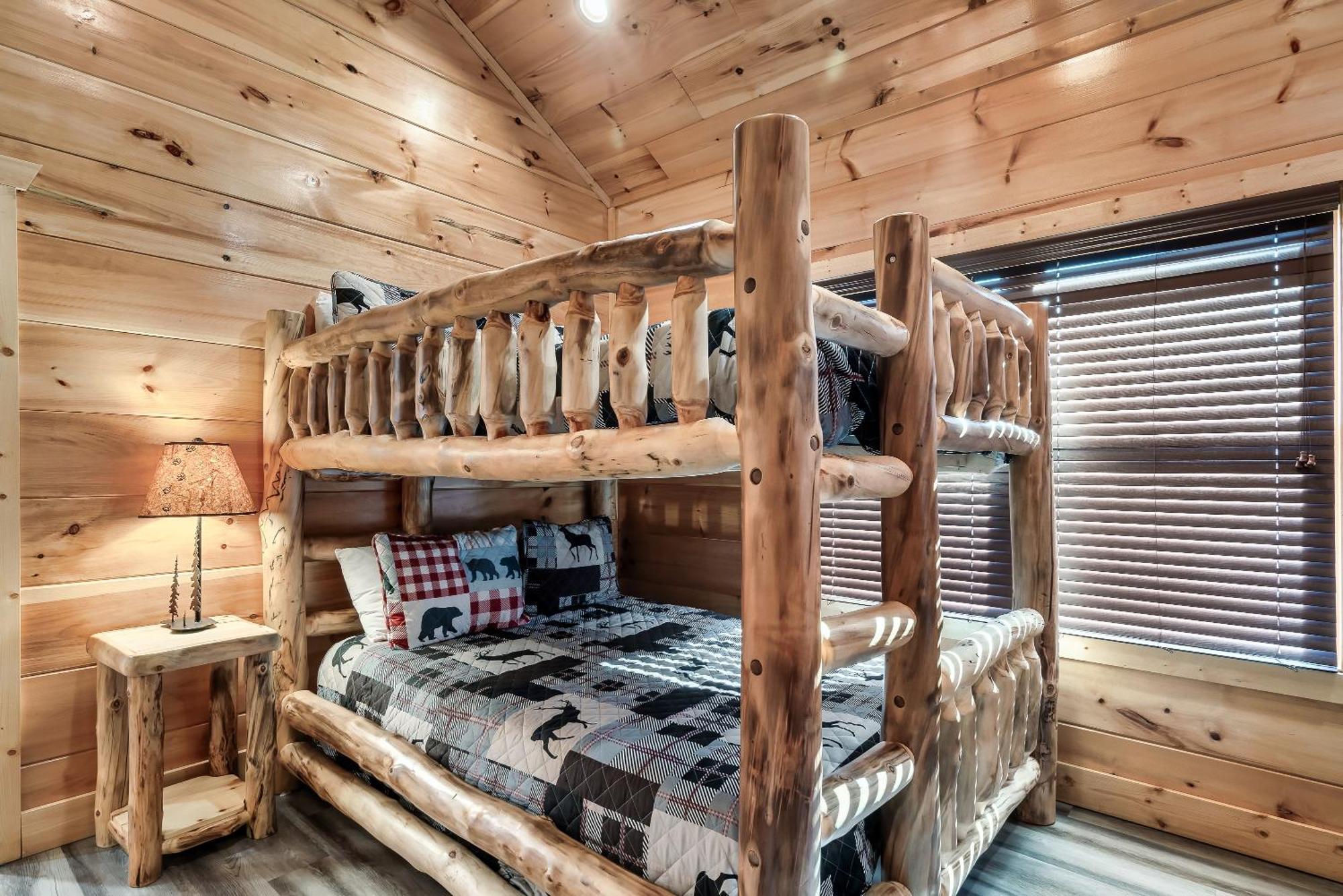 Full Equipped Cabin With A Pool And Game Room Smokies Views Gatlinburg Exterior photo